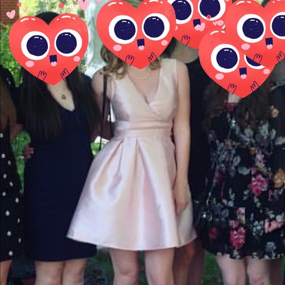 Light pink cocktail dress, back cut out - Picture 3 of 4